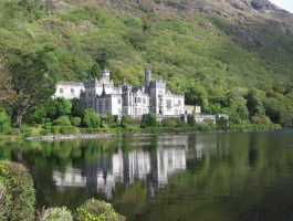 Tours of Kylemore Abbey - Occasion Cars